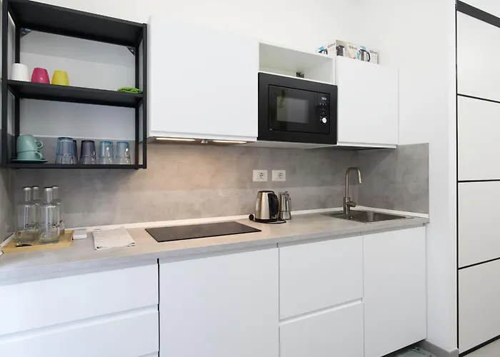 Domus Bed & Breakfast 4*