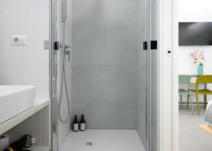 Domus Bed & Breakfast 4*